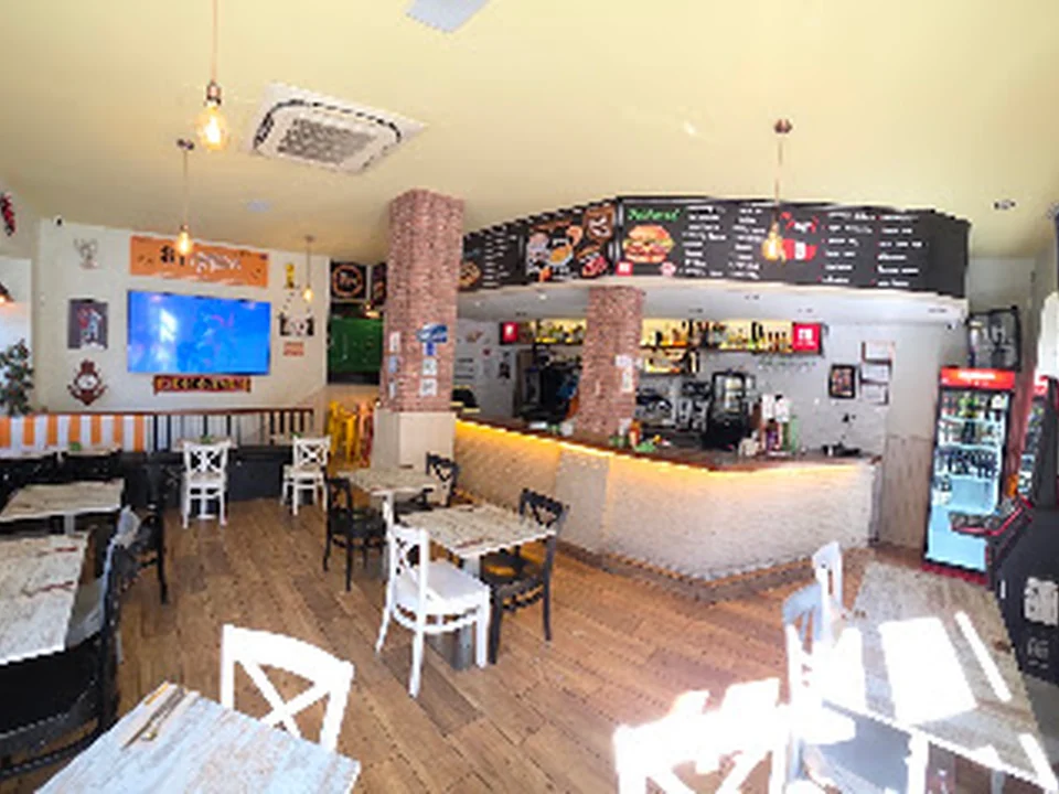 Foto de 87 Millas Sport Bar