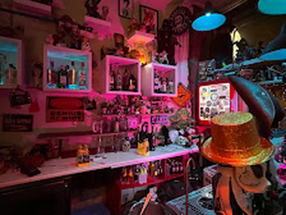 Bar "Menuda History"