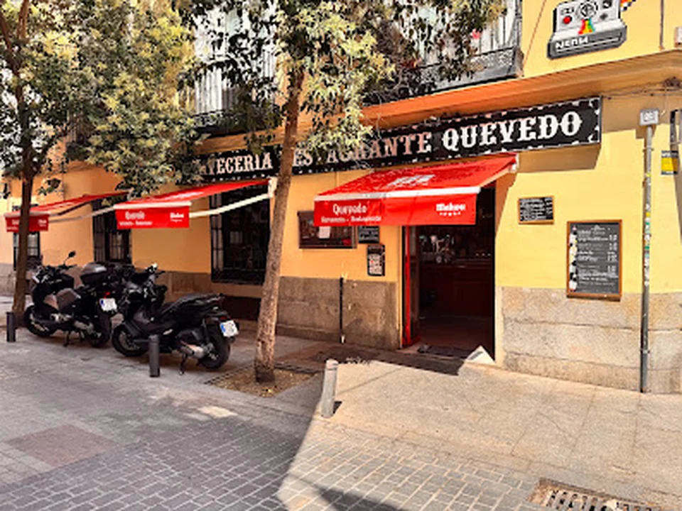 Cervecería Restaurante Quevedo