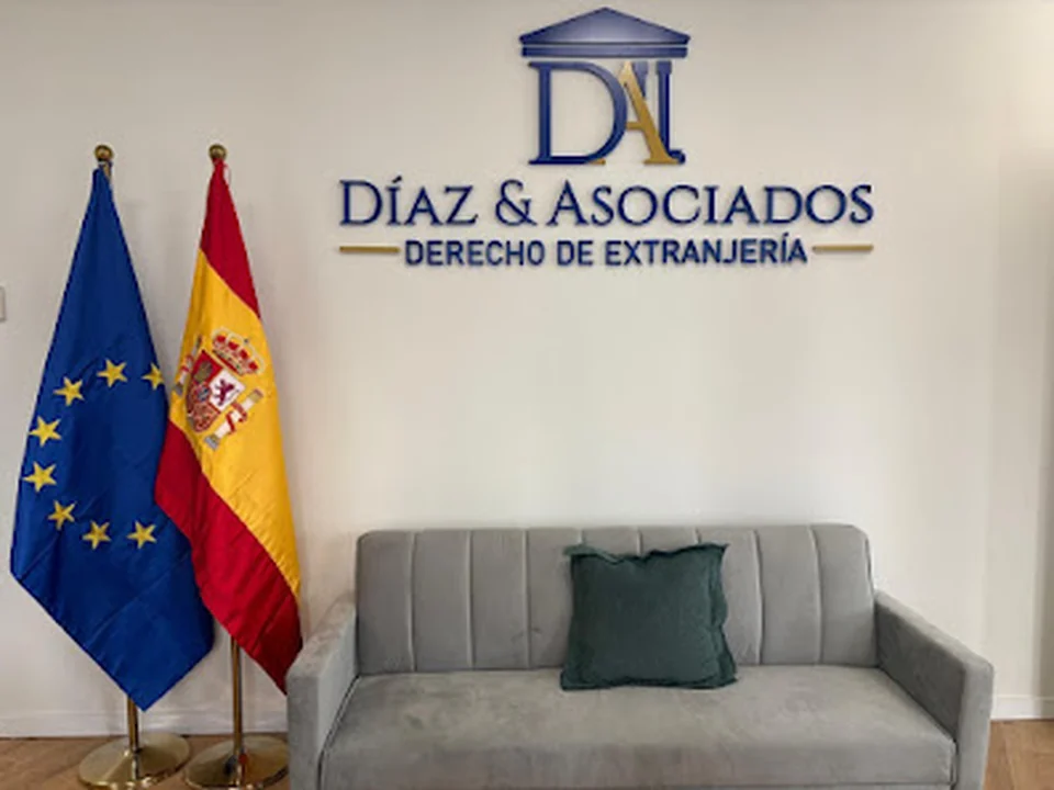 Díaz & Asociados Abogados Extranjería y Penal