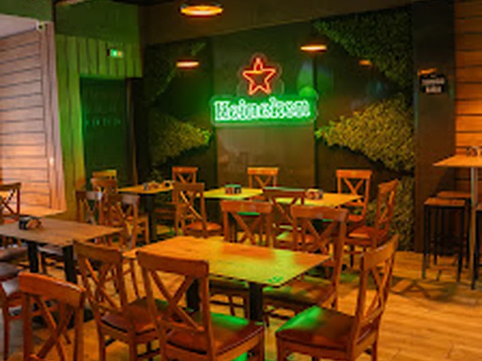 Distrito 7 | Sports & Drinks