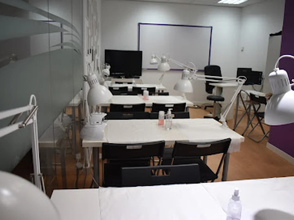 Escuela de Estética y Salud Grupo Aranda