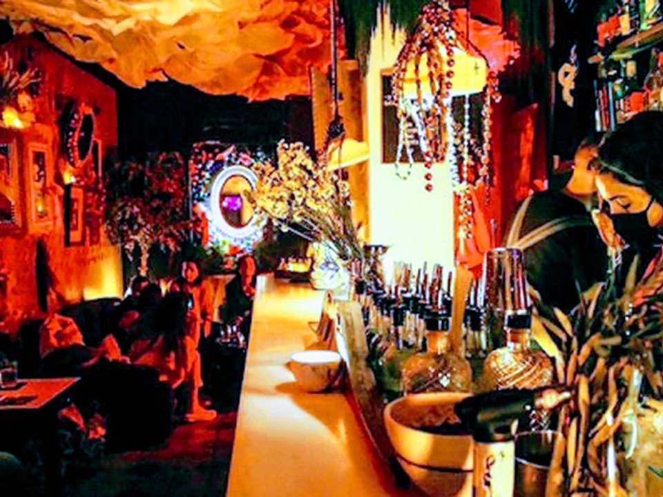 La Santoría Cocktail Bar