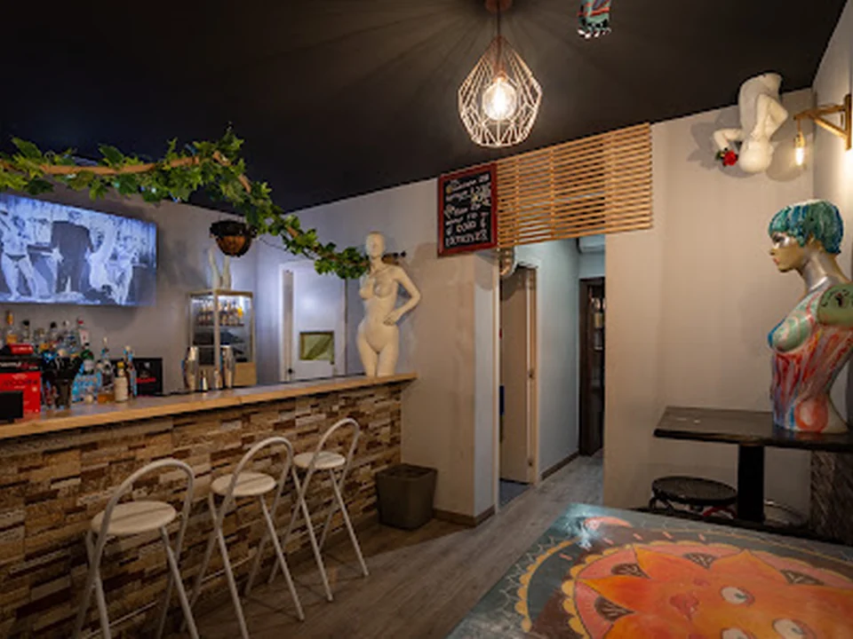 Maniquí Bar