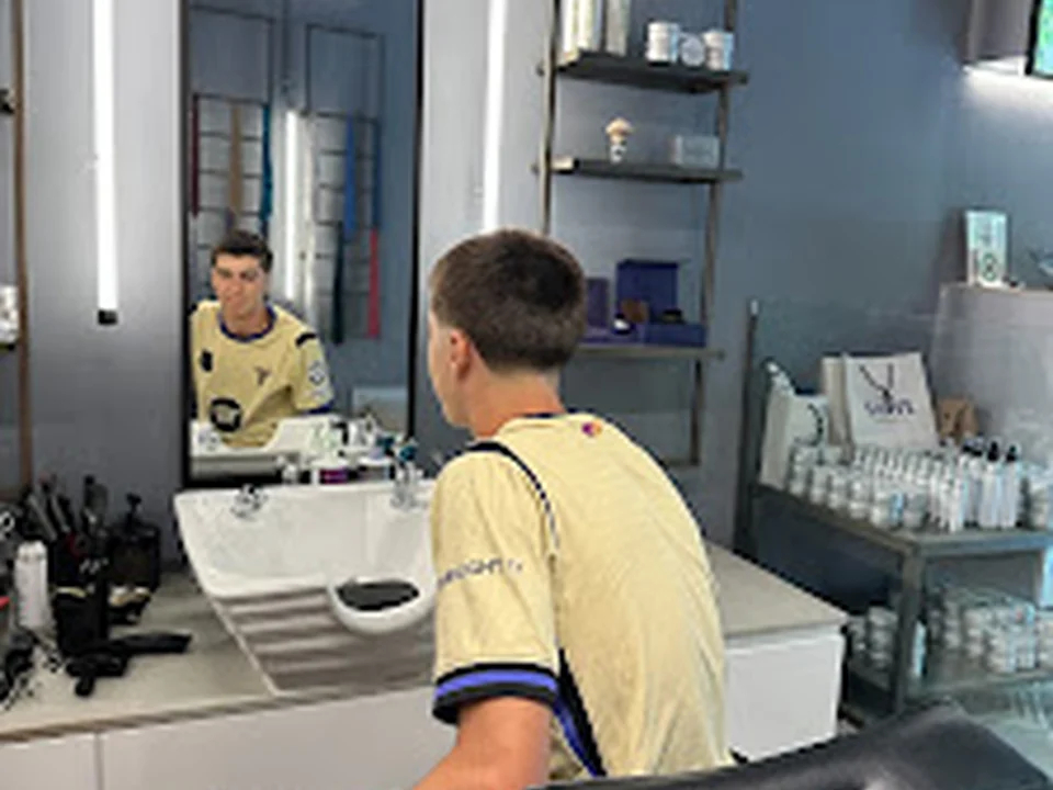 Shave Barbers & SPA
