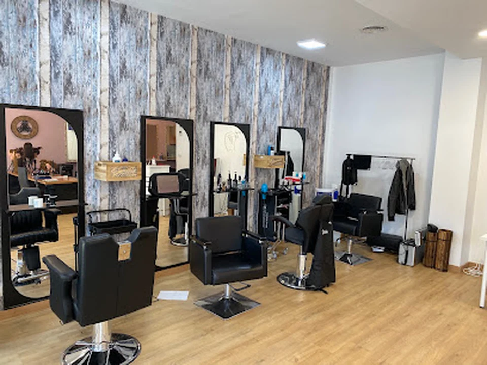 Torzan Kairos Academia de Peluquería Barbería y Estética