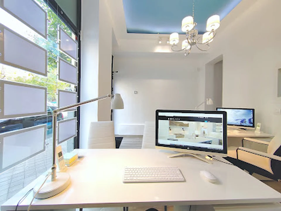 🥇 UBICASA | Inmobiliaria Barrio de Salamanca MADRID