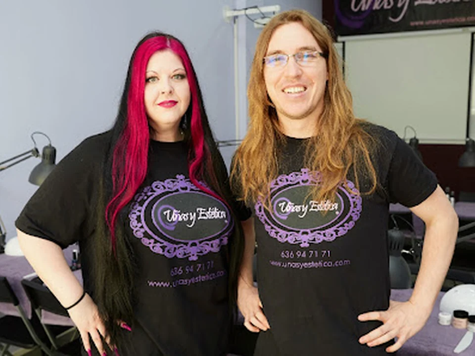 Foto de Uñas Y Estética - Academia - Centro de Formación - Tienda de productos para uñas