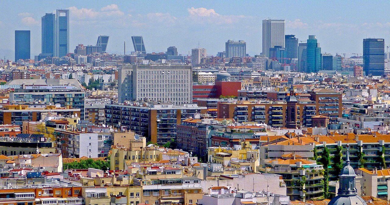 Vista urbana de Madrid desde Plaza de España