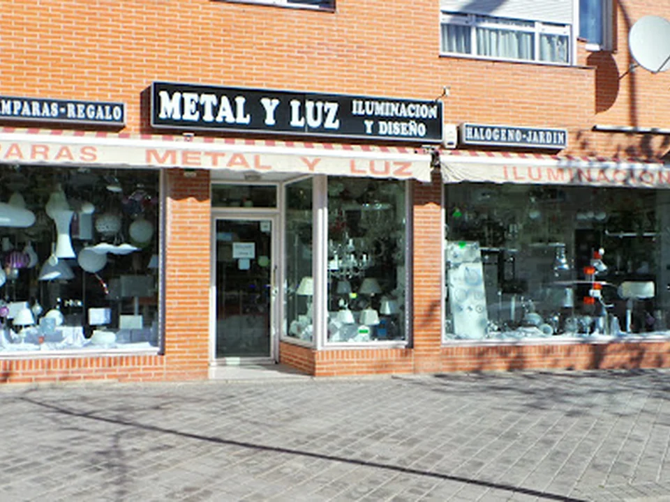 METAL Y LUZ, Iluminación y diseño, Madrid