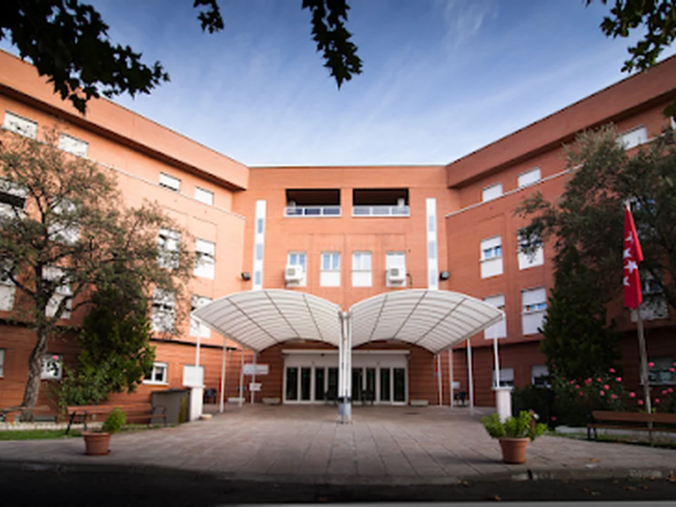 Residencia de Mayores Villaverde | Plata y Castañar, Madrid