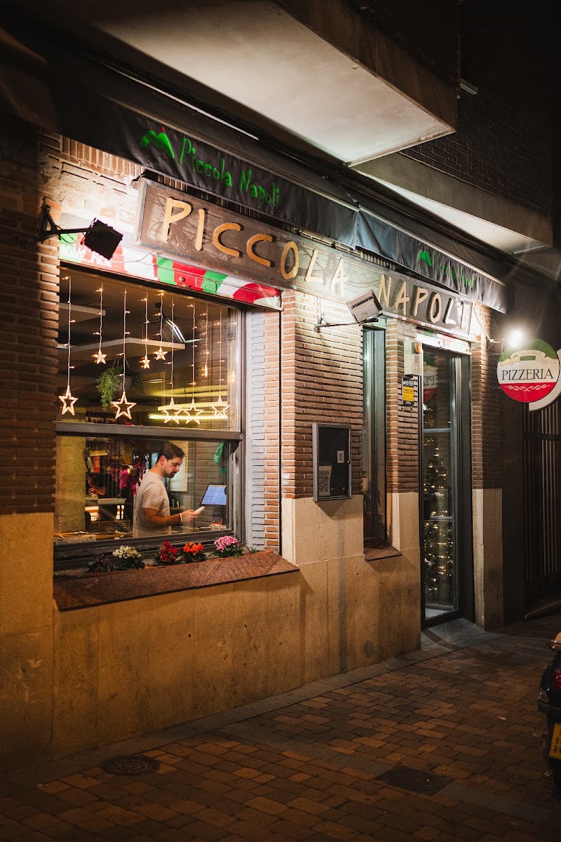 Pizzería Piccola Napoli | Cuatro Caminos, Madrid