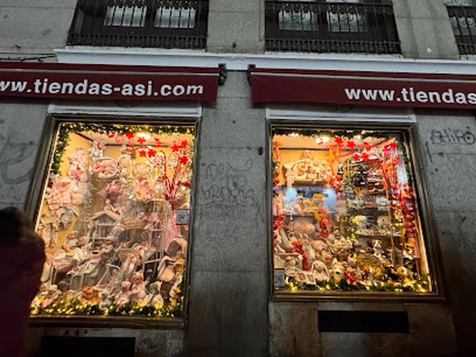 Tiendas Así, Madrid