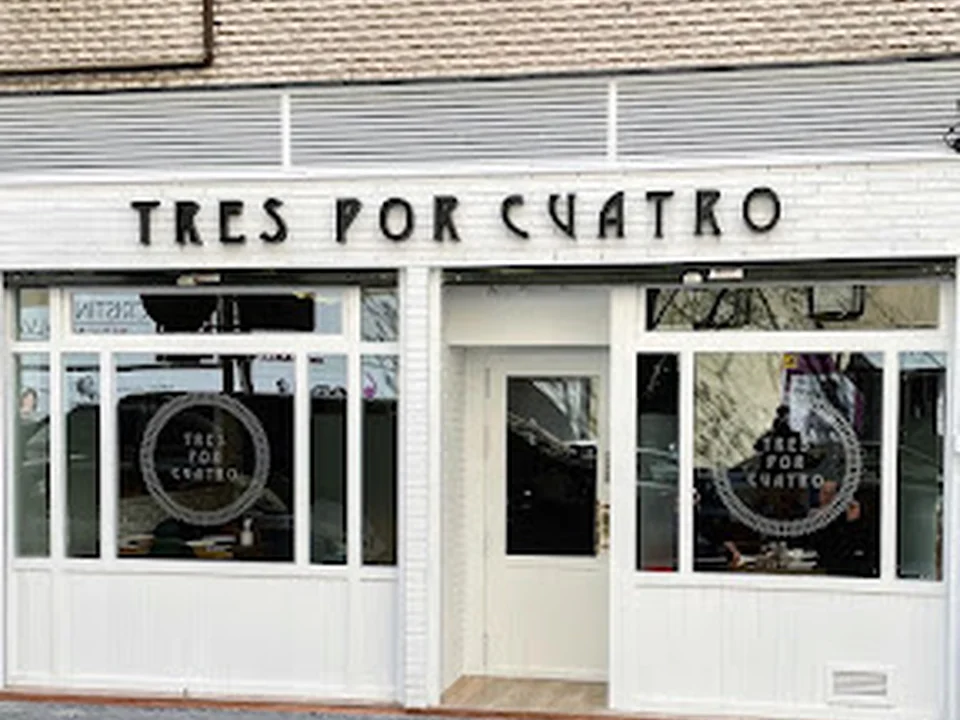 Tres por Cuatro, Madrid