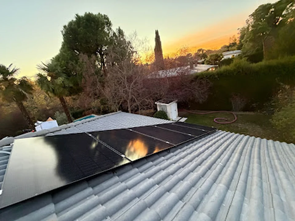 USFARPOWER - EMPRESA INSTALADORA DE PLACAS SOLARES - PUNTOS DE CARGA, Madrid