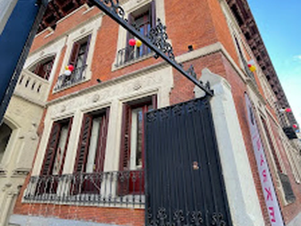 Palacio Santa Bárbara, Madrid