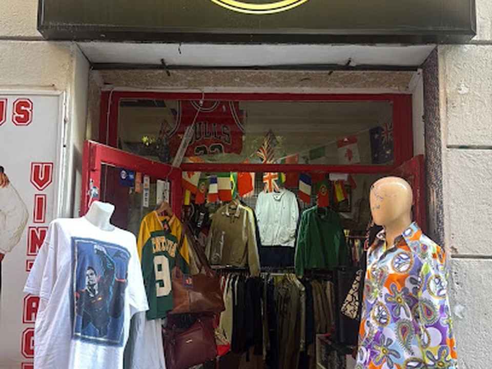 Columbus Vintage Second Hand Clothes, Madrid