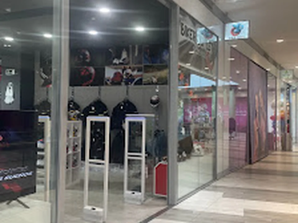 Racing Boutique Outlet, Madrid