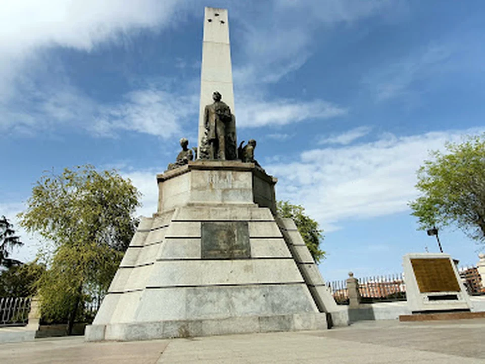 Monumento a Rizal, Madrid