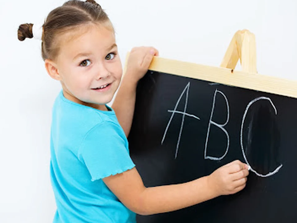 Agencia de niñeras Madrid - CARE FOR KIDS