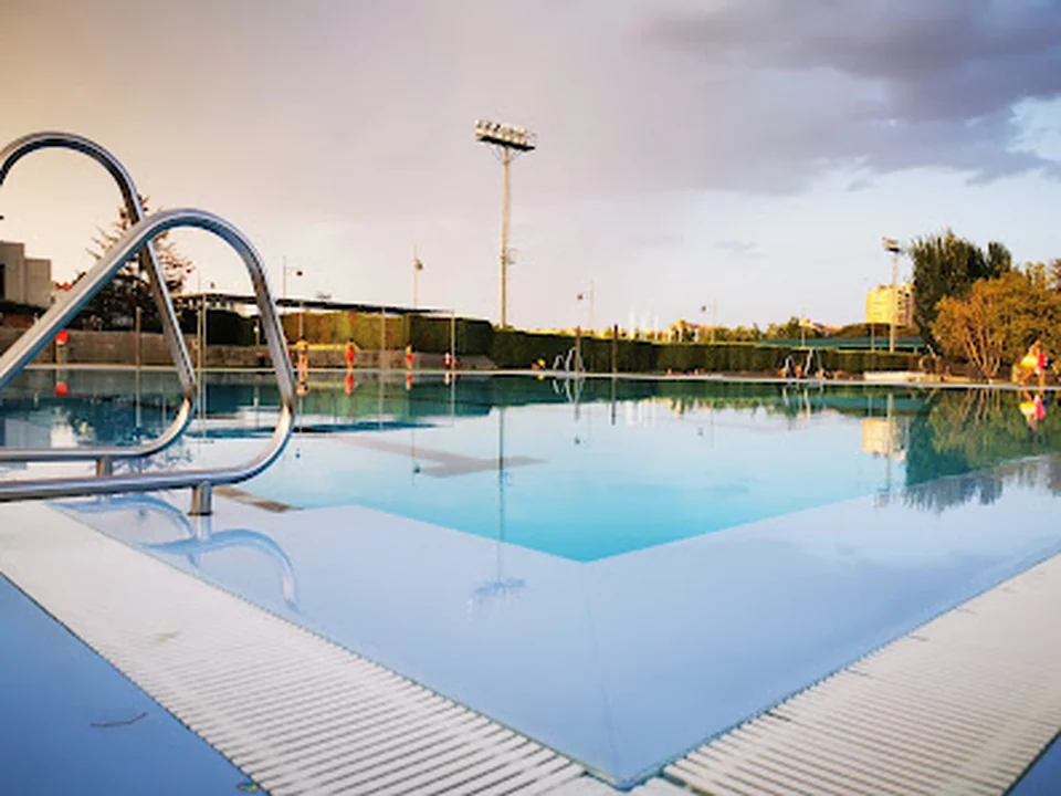 Piscina Pública Municipal de Moratalaz., Madrid