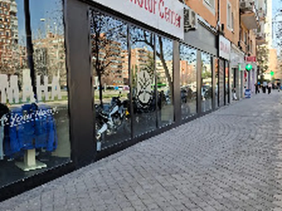 Barri Motor Center (Concesionario oficial Yamaha en Madrid )