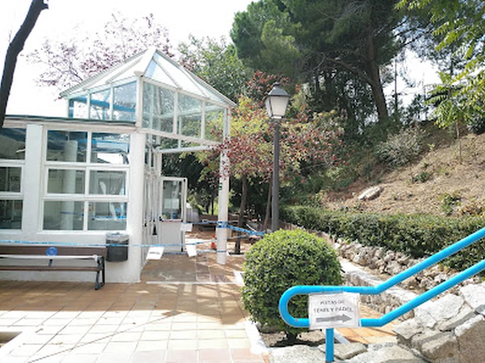 Centro Deportivo Municipal San Juan Bautista, Madrid