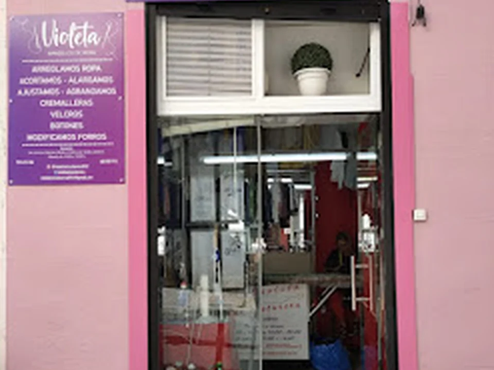 Violeta Mi Costurera Arreglos de Ropa, Madrid