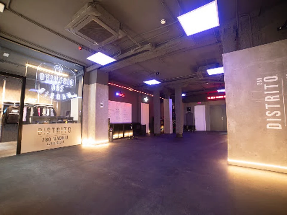 Distrito 280 Madrid Conde Duque - Boutique de Entrenamiento