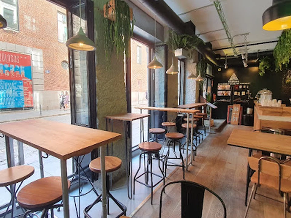 Frutas Prohibidas – Brunch y Café de Especialidad en Madrid