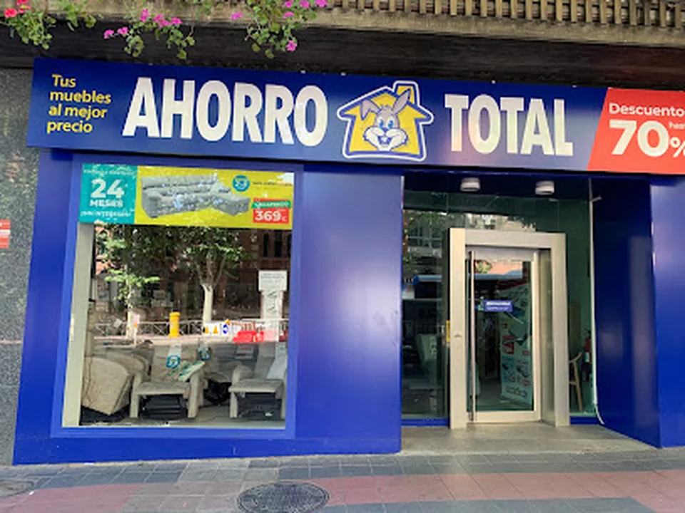 Muebles Ahorro Total Delicias, Madrid