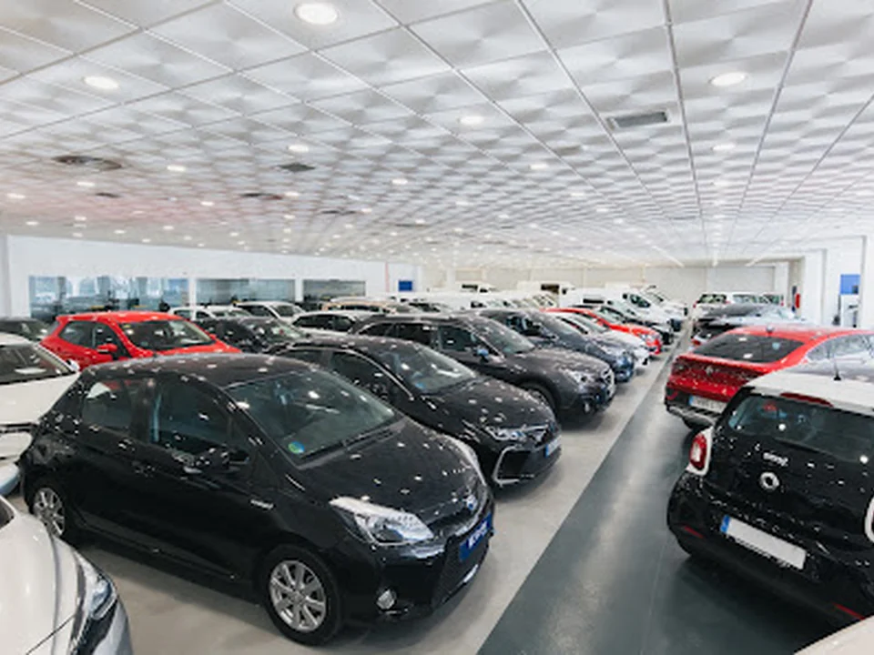 Karfer Motor. Taller y Concesionario de coches y furgonetas de ocasion, segundamano, seminuevos y km0, Madrid