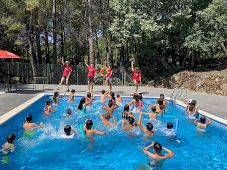 Aula Joven - Campamentos de verano y actividades extraescolares, Madrid