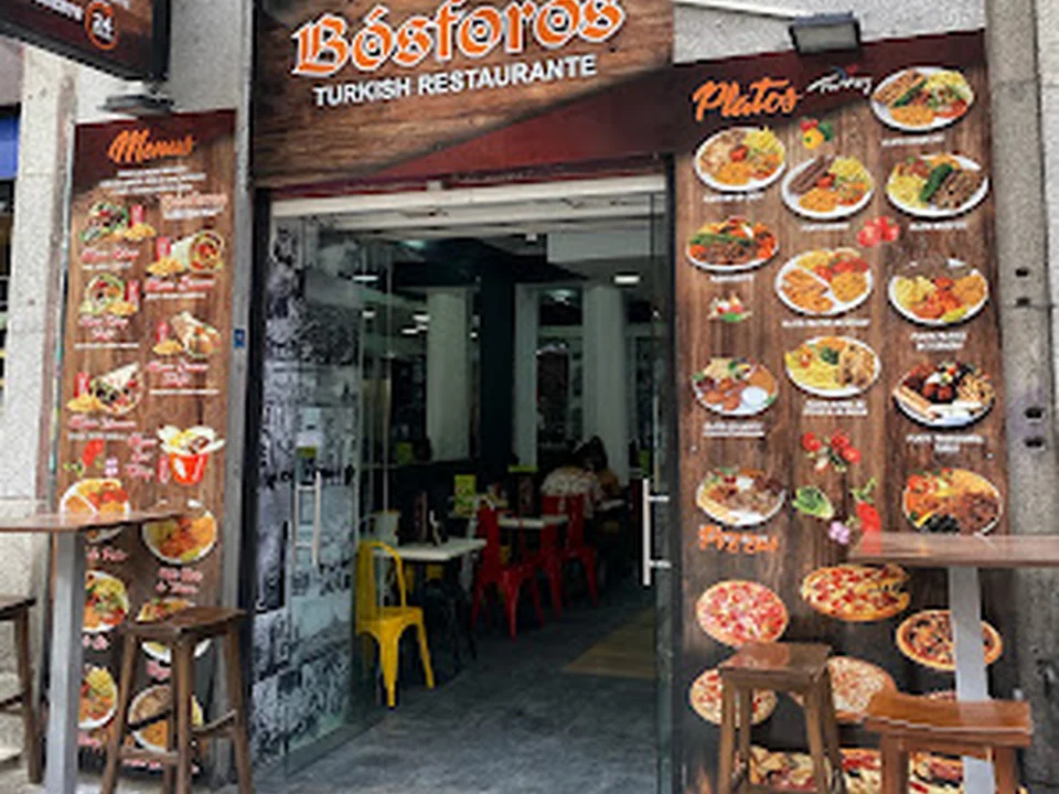 Bósforos Turkish Arenal // Restaurante Turco 100% Halal, Madrid