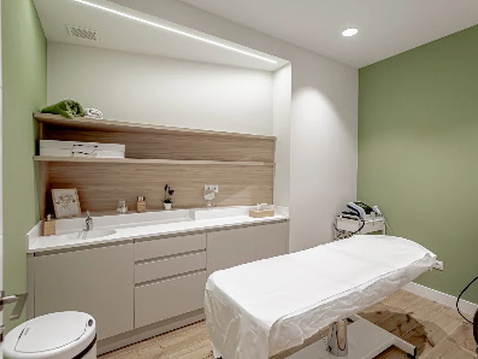 Más que derma By Dra. Paloma Cornejo, Madrid