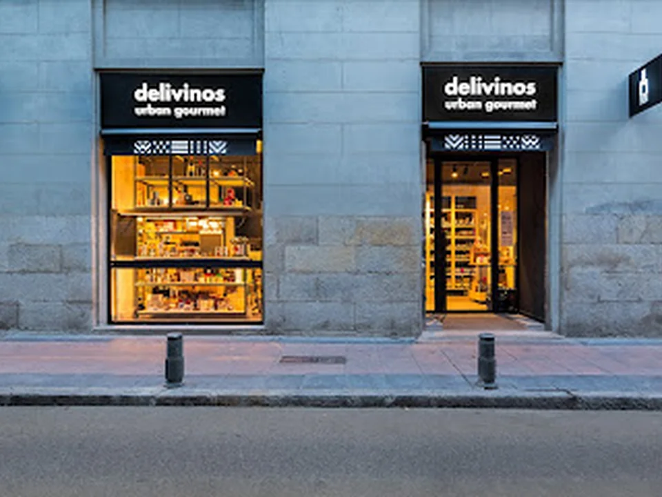 Delivinos Vinoteca con Cocina Gourmet en Madrid