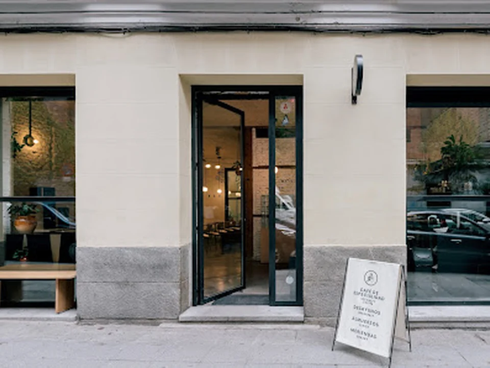 Misión Café, Madrid