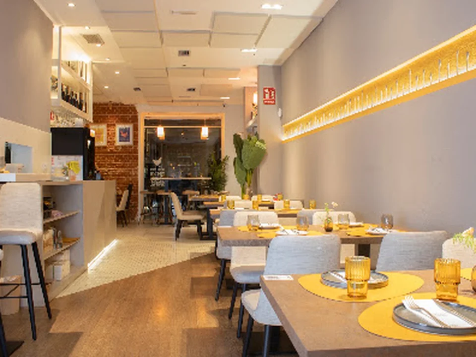 HUMO Goya Pollos a la Brasa by Jhosef Arias, Madrid