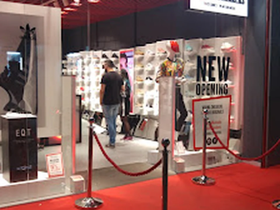 Wanna Sneakers, Madrid