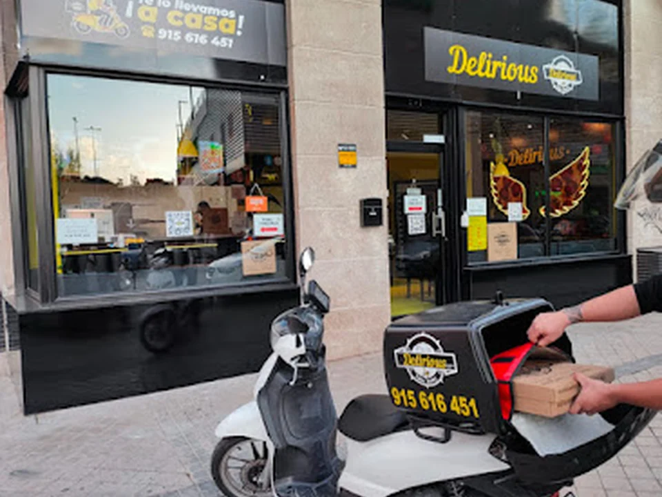 DELIRIOUS PIZZA CARABANCHEL, Madrid
