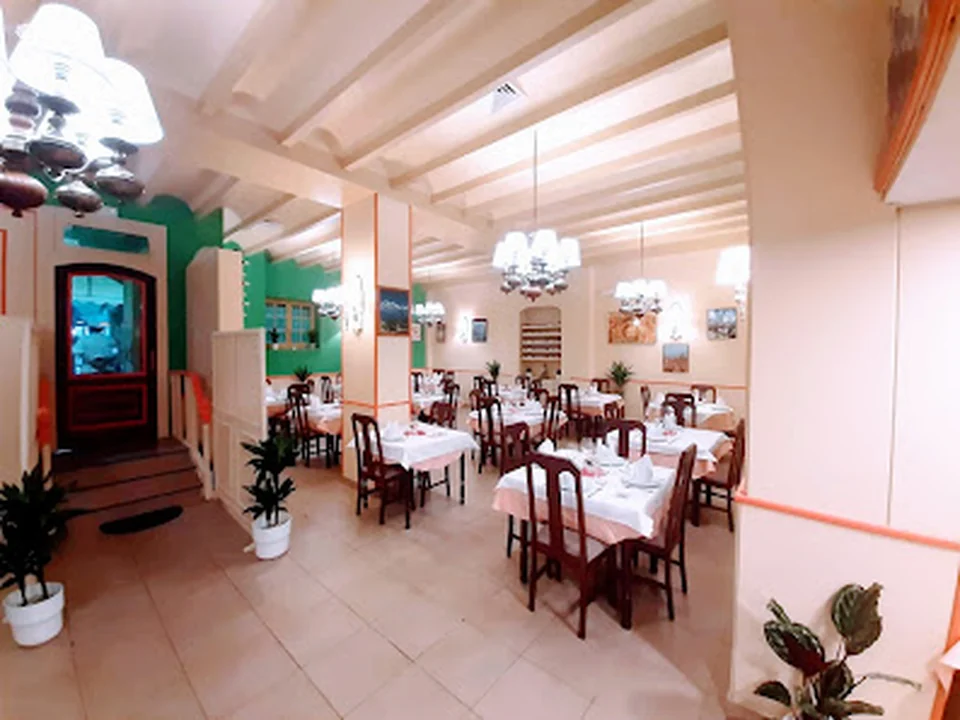 Om Tandoori, Madrid