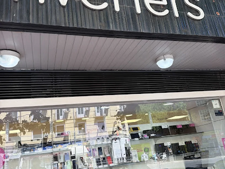 Cash Converters, Madrid