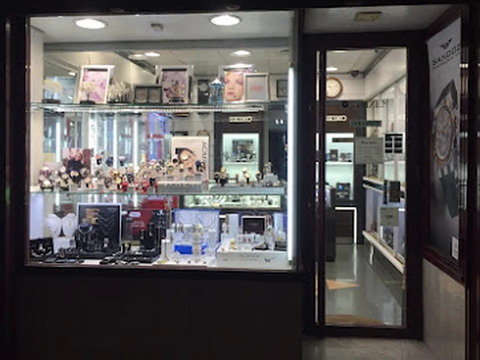 Tienda Viceroy Sandoz Orient Citizen Relojería Joyería, Madrid