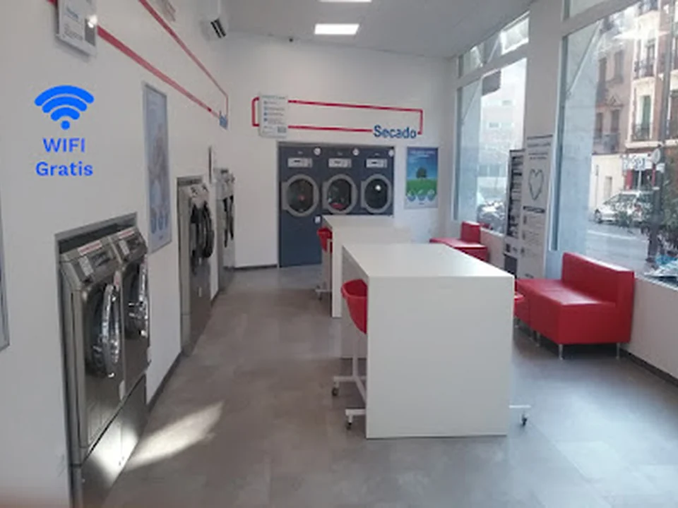 Lavandería autoservicio Miele-Lavapiu, Madrid