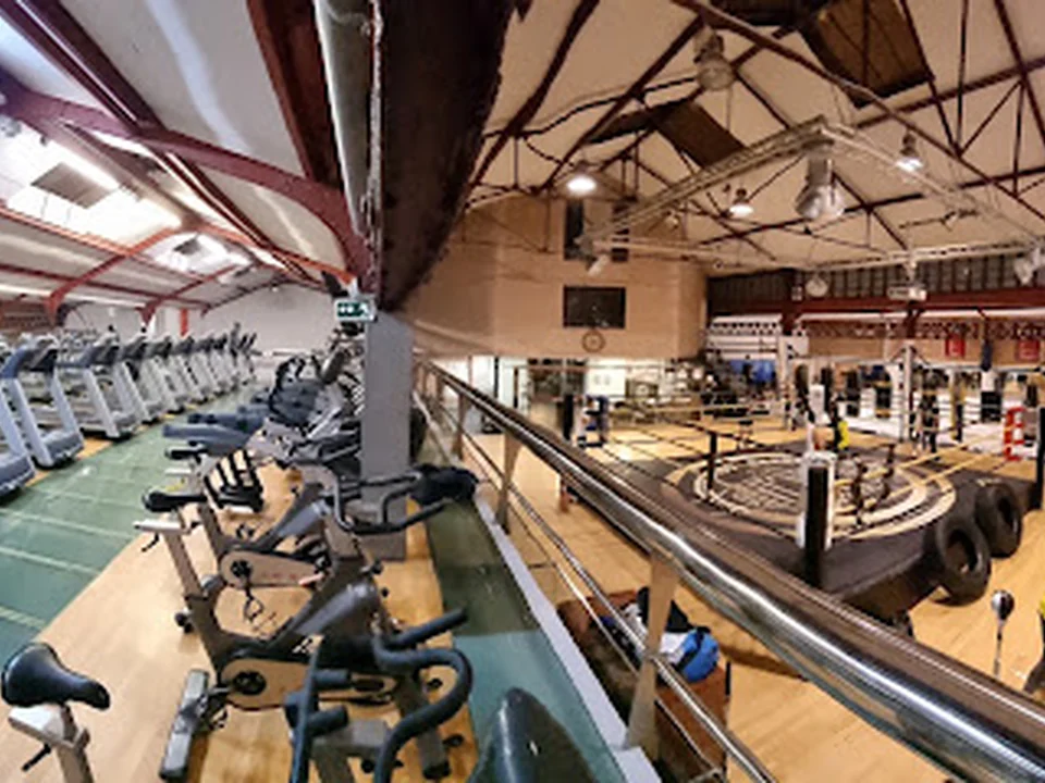 Gimnasio Club Deportivo José Valenciano, Madrid
