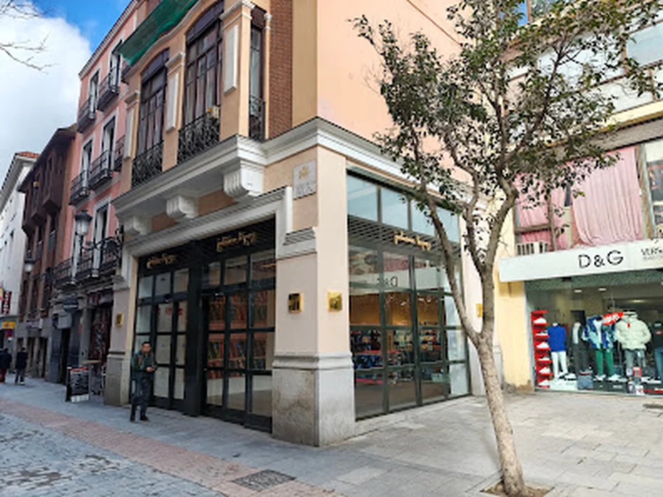 Tejidos Julián López, Madrid