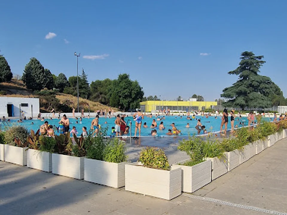 Piscina de verano Cerro Almodóvar, Madrid