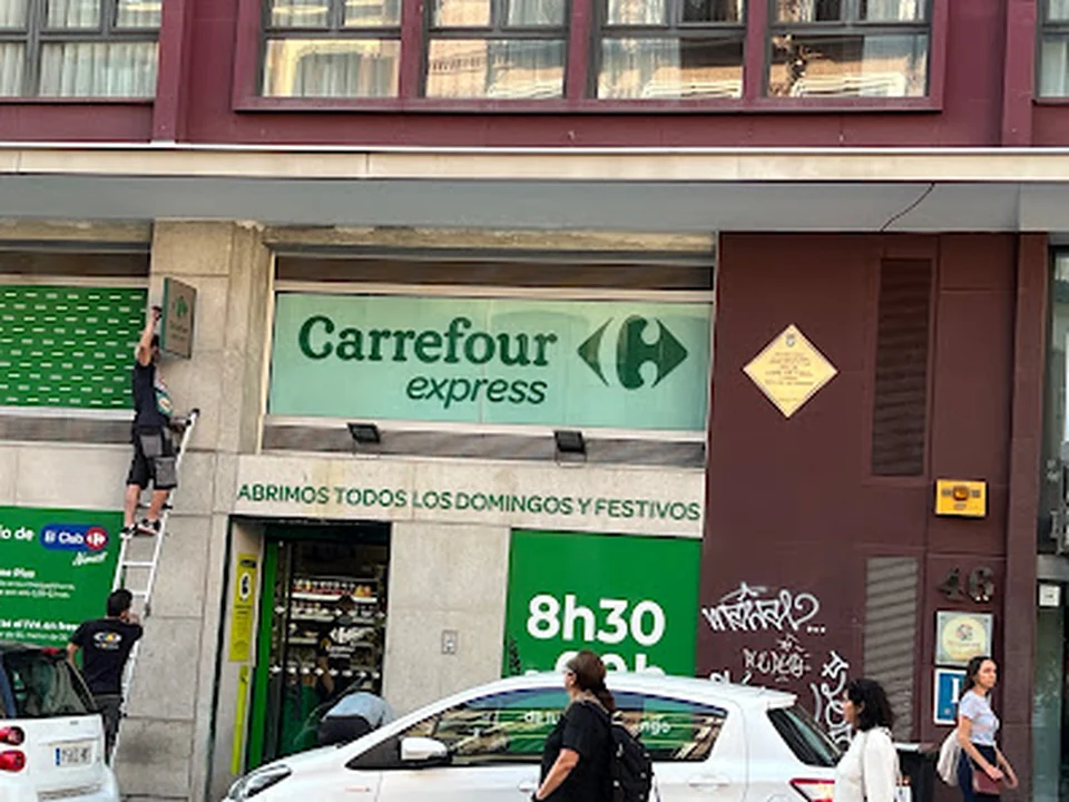 Carrefour Express, Madrid