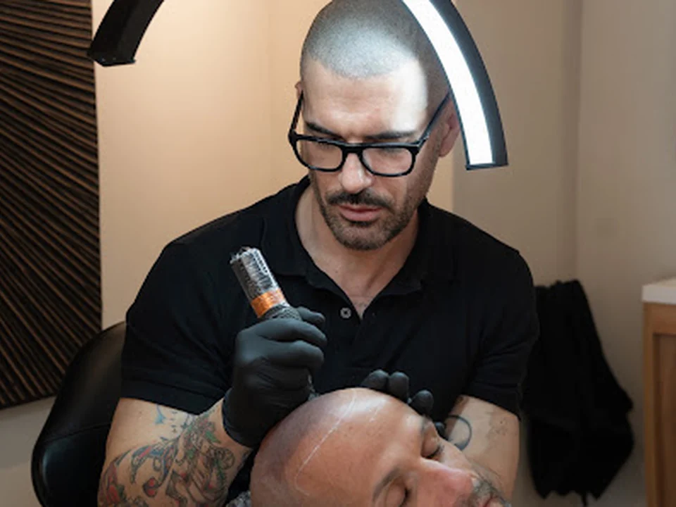 Karbon Black Capilar, Madrid