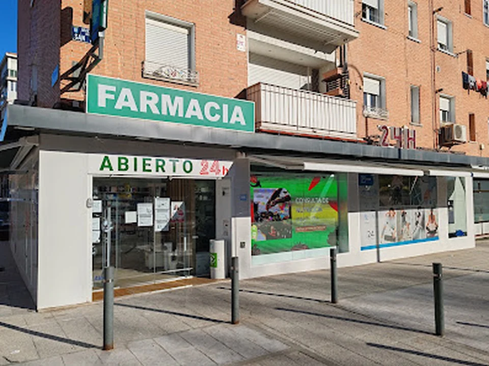 Farmacia 24 horas Avenida de San Luis 52, Madrid